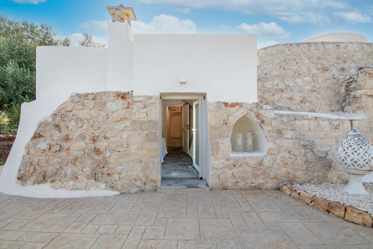 B&B Trulli Moonlight Da Grace 오스투니 외부 사진
