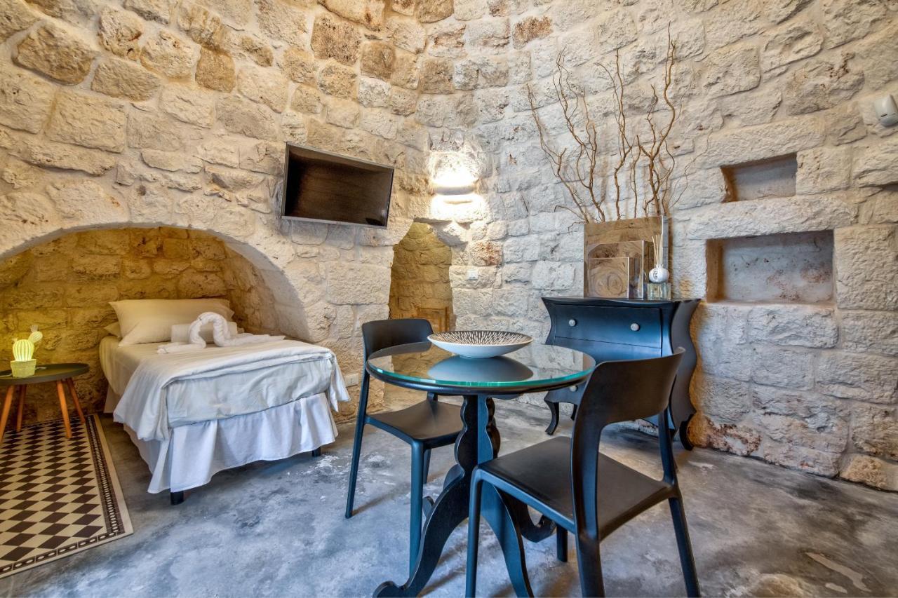 B&B Trulli Moonlight Da Grace 오스투니 외부 사진